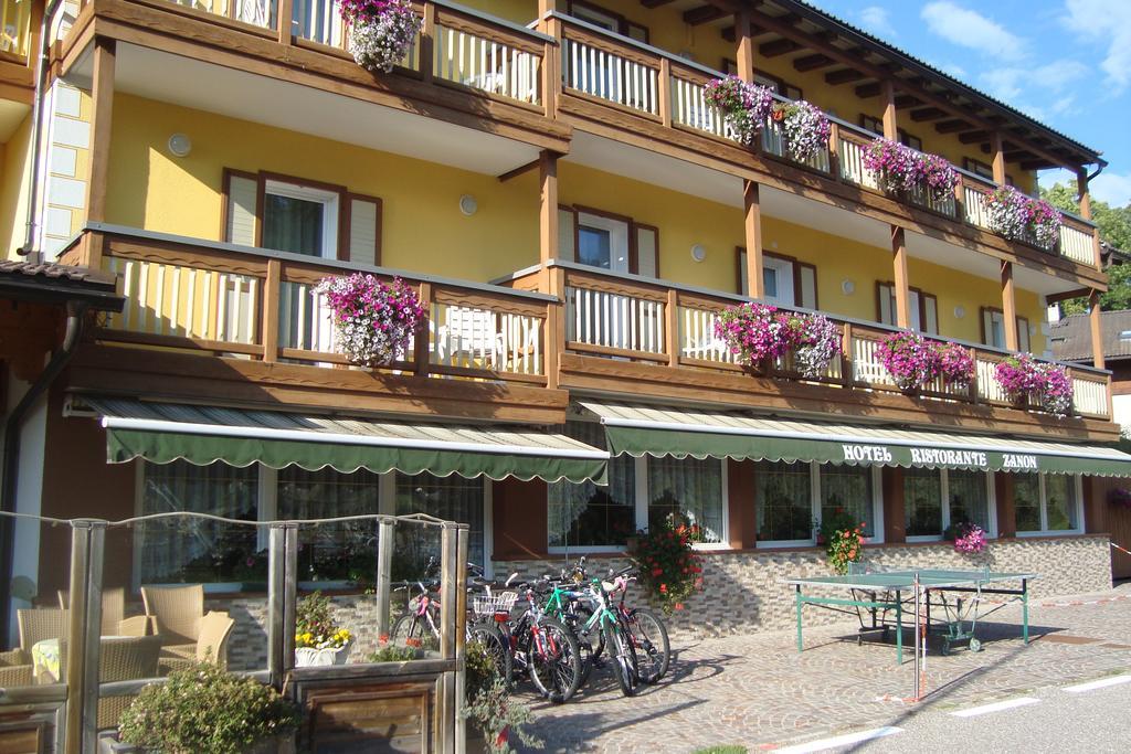 Hotel Zanon Ziano Di Fiemme Exterior photo